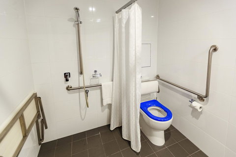Mercure Sunshine Coast Kawana Waters - Accommodation QLD 26