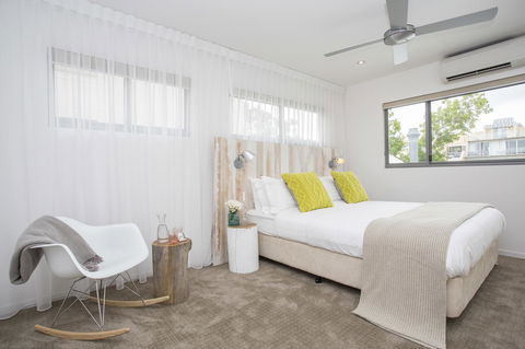 10 Hastings Street Motel - Accommodation QLD 2
