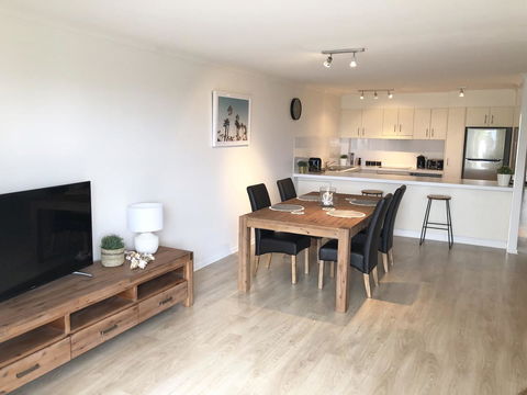 Sunshine Beach Luxe Apartment - Accommodation QLD 4