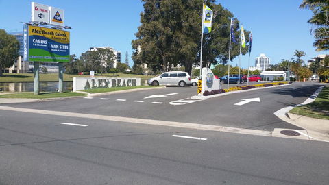 Alex Beach Cabins And Tourist Park - Accommodation QLD 19