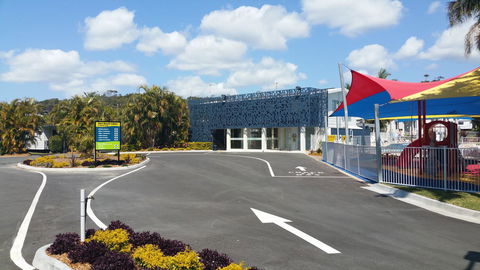 Alex Beach Cabins And Tourist Park - Accommodation QLD 20