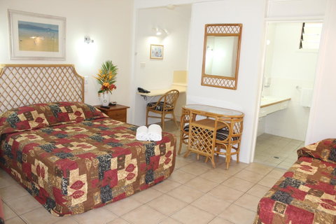 Amaroo On Mandalay, Magnetic Island - Accommodation QLD 16