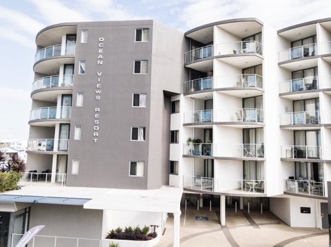 Ocean Views Resort Caloundra - Accommodation QLD 4