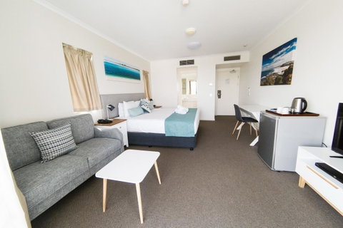 Ocean Views Resort Caloundra - Accommodation QLD 29