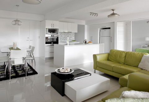 Hotel Laguna - Accommodation QLD 12