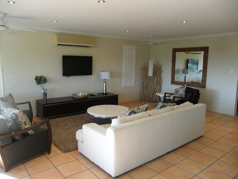 Myuna Holiday Apartments - Accommodation QLD 34
