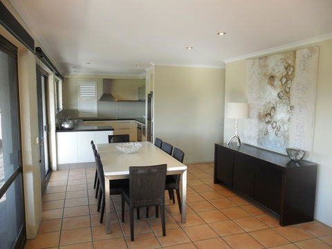 Myuna Holiday Apartments - Accommodation QLD 32