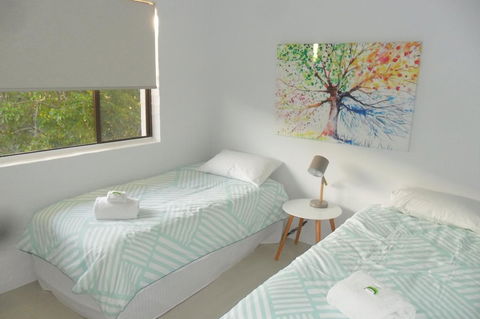 Myuna Holiday Apartments - Accommodation QLD 12