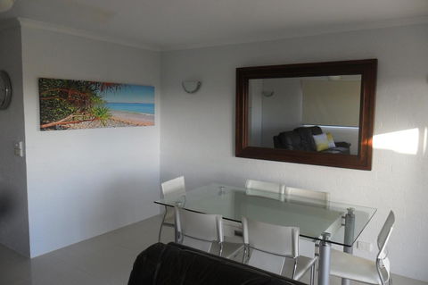 Myuna Holiday Apartments - Accommodation QLD 9