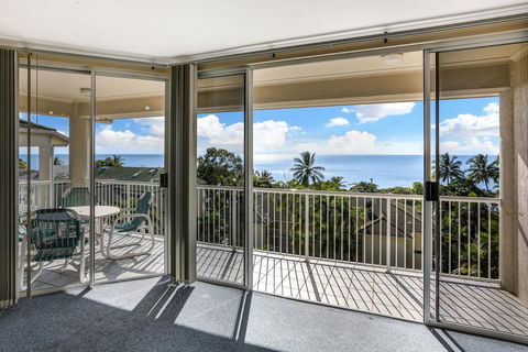 On The Beach Apartments - Accommodation QLD 6
