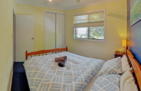 KiteSurf 1770 Beach House - Accommodation QLD 39