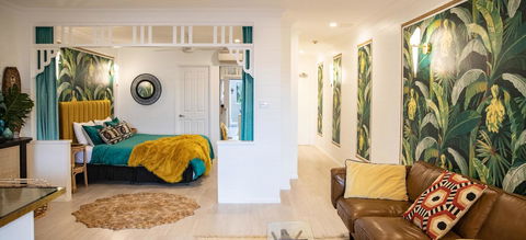 NOMAD - Luxe Apartment - Accommodation QLD 16