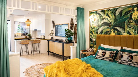 NOMAD - Luxe Apartment - Accommodation QLD 13