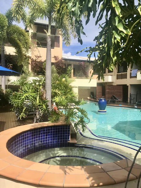 NOMAD - Luxe Apartment - Accommodation QLD 17