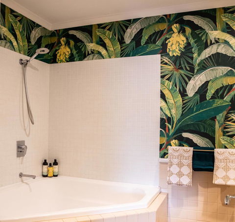 NOMAD - Luxe Apartment - Accommodation QLD 11