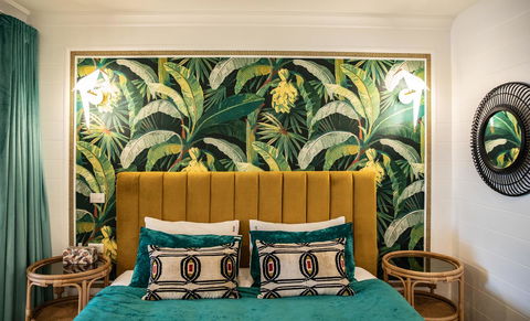 NOMAD - Luxe Apartment - Accommodation QLD 15