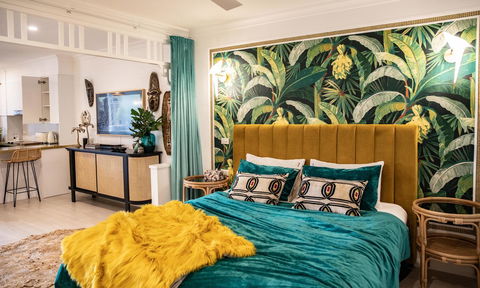 NOMAD - Luxe Apartment - Accommodation QLD 9
