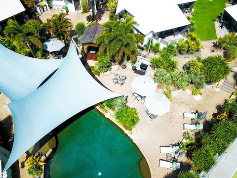 Island Leisure Resort - Accommodation QLD 11