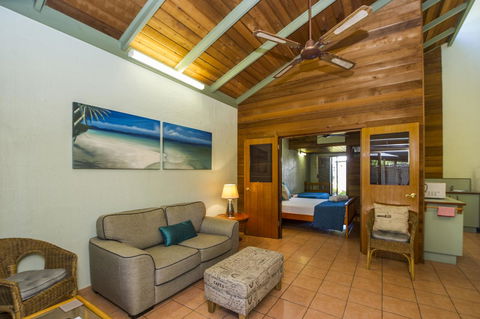 Island Leisure Resort - Accommodation QLD 16
