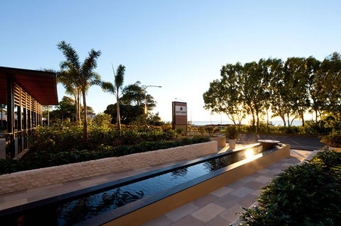 Oaks Redcliffe Mon Komo Suites - Accommodation QLD 4