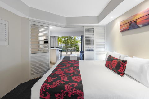 Ramada Resort By Wyndham Golden Beach - Accommodation QLD 4