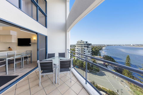Ramada Resort By Wyndham Golden Beach - Accommodation QLD 8