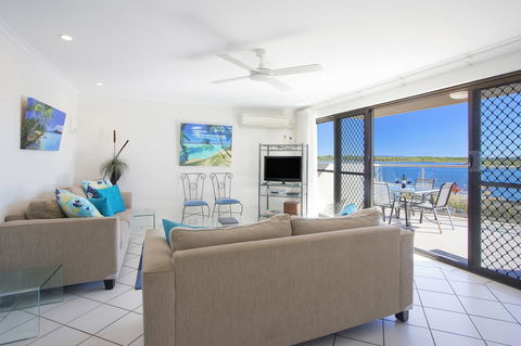 Noosa Shores Resort - Accommodation QLD 11