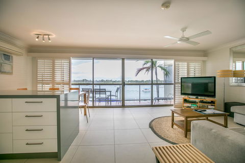 Noosa Shores Resort - Accommodation QLD 4