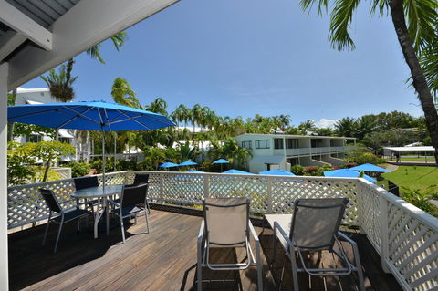 Seascape Holidays At Beachfront Terraces - Accommodation QLD 22