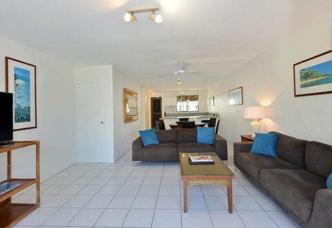 Seascape Holidays At Beachfront Terraces - Accommodation QLD 12