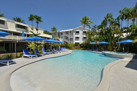 Seascape Holidays At Beachfront Terraces - Accommodation QLD 0