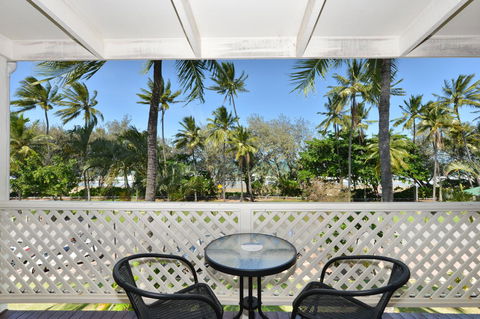 Seascape Holidays At Beachfront Terraces - Accommodation QLD 29