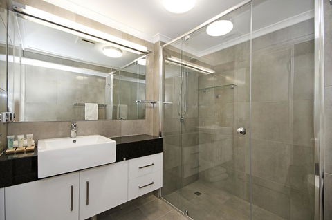 Mariners North Holiday Apartments - Accommodation QLD 42