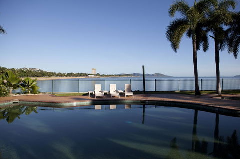 Mariners North Holiday Apartments - Accommodation QLD 12