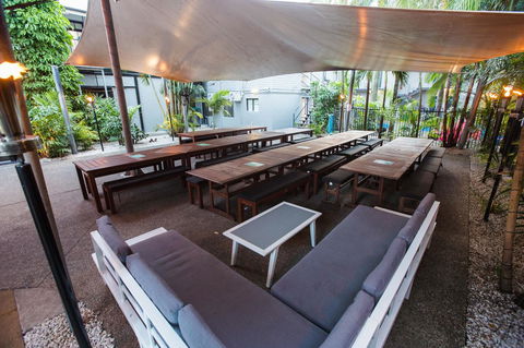 Mad Monkey Central - Accommodation QLD 10