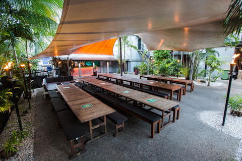 Mad Monkey Central - Accommodation QLD 11
