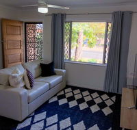 Picnic Point Villas - Accommodation QLD