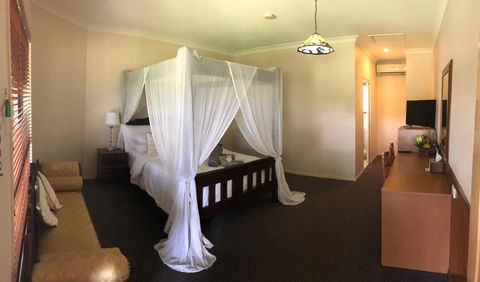 The Bearded Dragon Boutique Hotel - Accommodation QLD 6