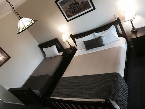 The Bearded Dragon Boutique Hotel - Accommodation QLD 3