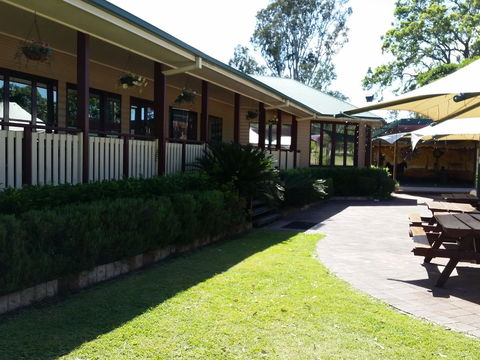 The Bearded Dragon Boutique Hotel - Accommodation QLD 40