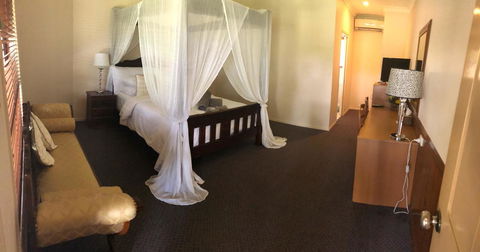 The Bearded Dragon Boutique Hotel - Accommodation QLD 7