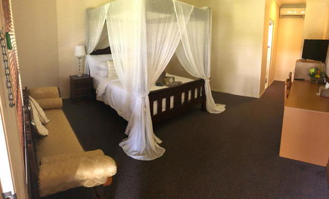 The Bearded Dragon Boutique Hotel - Accommodation QLD 9
