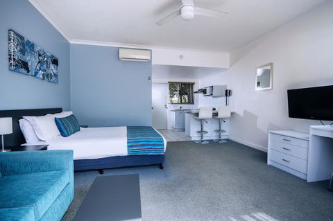 The Beach Motel Hervey Bay - Accommodation QLD 9