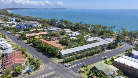 The Beach Motel Hervey Bay - Accommodation QLD 40