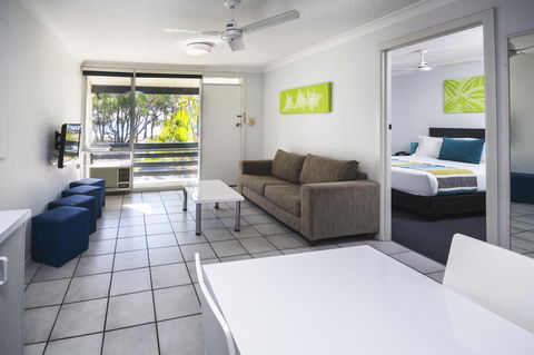 The Beach Motel Hervey Bay - Accommodation QLD 35