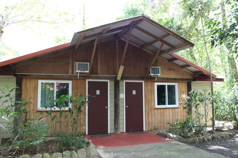 PK\'s Jungle Village - Accommodation QLD 7