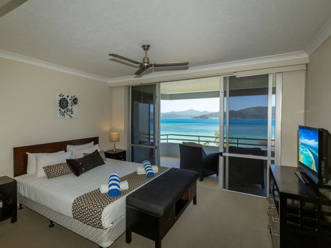 Beach Lodges - Accommodation QLD 10