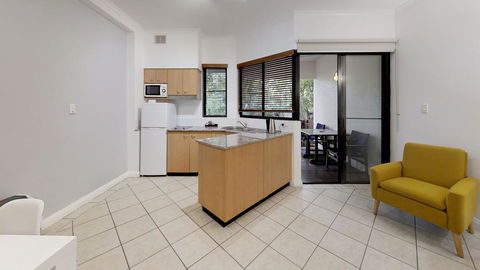 Silkari The Pavilions - Accommodation QLD 24