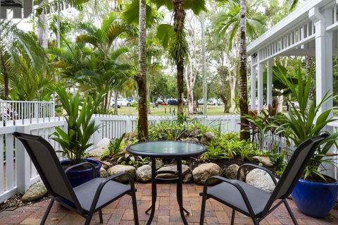 The White House Port Douglas - Accommodation QLD 9
