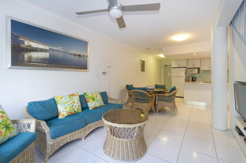 The White House Port Douglas - Accommodation QLD 24